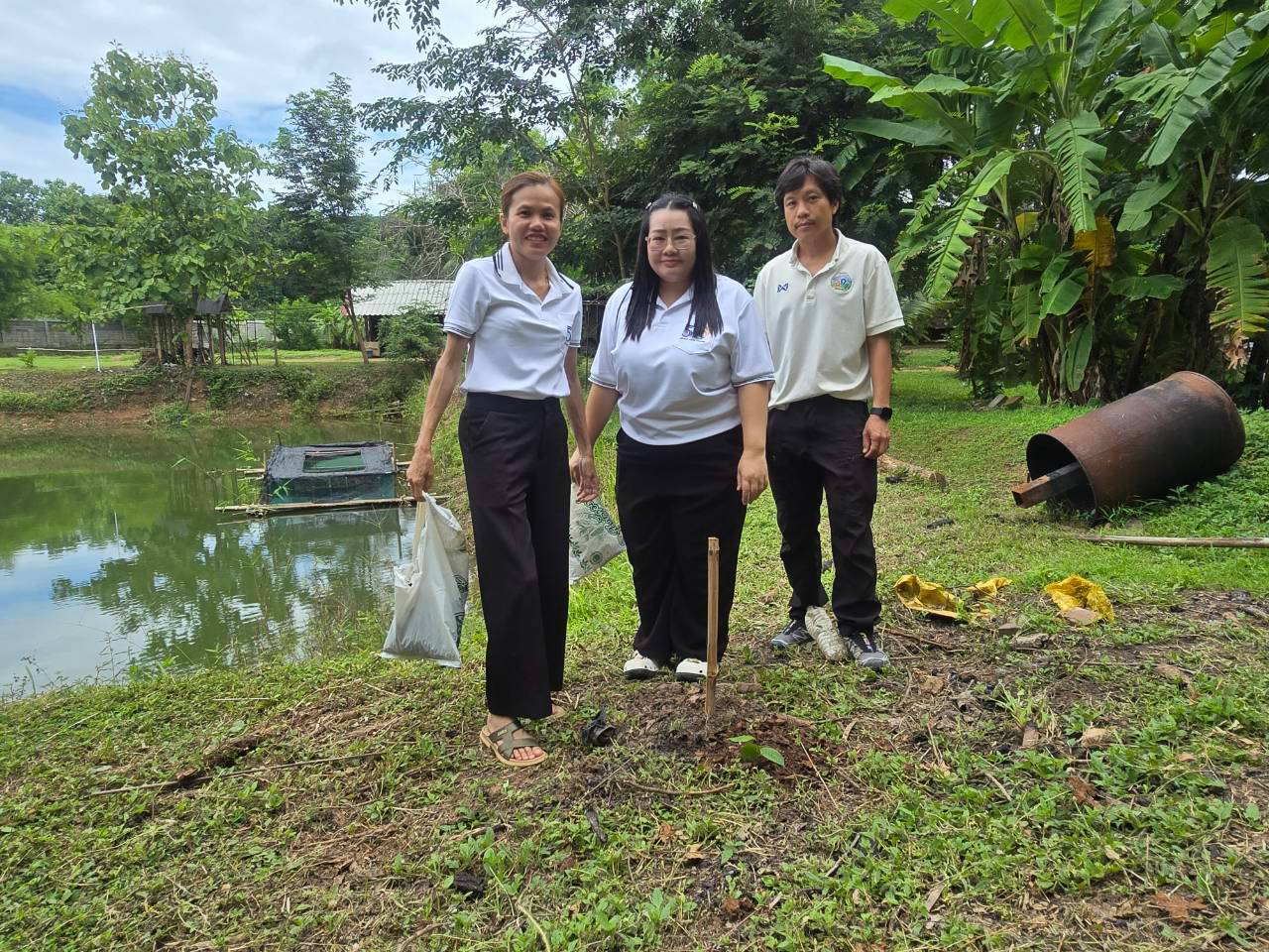 title - ส.ป.ก.แพร่ จัดโครงการ ปลูกเพื่อเปลี่ยน เปลี่ยนเพื่อยั่งยืน  เทิดไท้องค์ทศมราชา เพื่อเพิ่มพื้นที่สีเขียวในเขตปฏิรูปที่ดิน